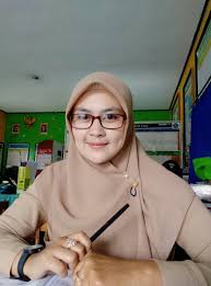 Eleanor Richardson Angkatan ke 16